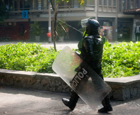 De acuerdo con el comandante de la Policía Metropolitana, ya se comenzaron a tomar los correctivos sobre los presuntos abusos cometidos por los miembros del Esmad. Foto: cortesía.